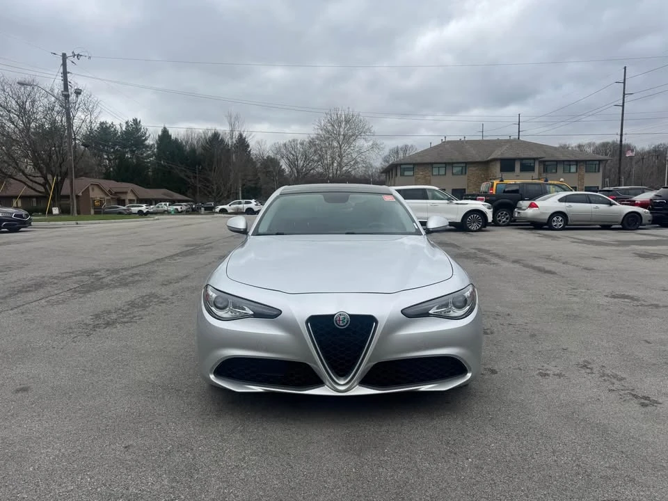 2017 Alfa Romeo Giulia - Image 2 of 10