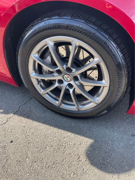2017 Alfa Romeo Giulia - Image 7 of 20