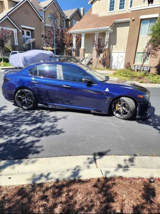 2017 Alfa Romeo Giulia - Image 6 of 20