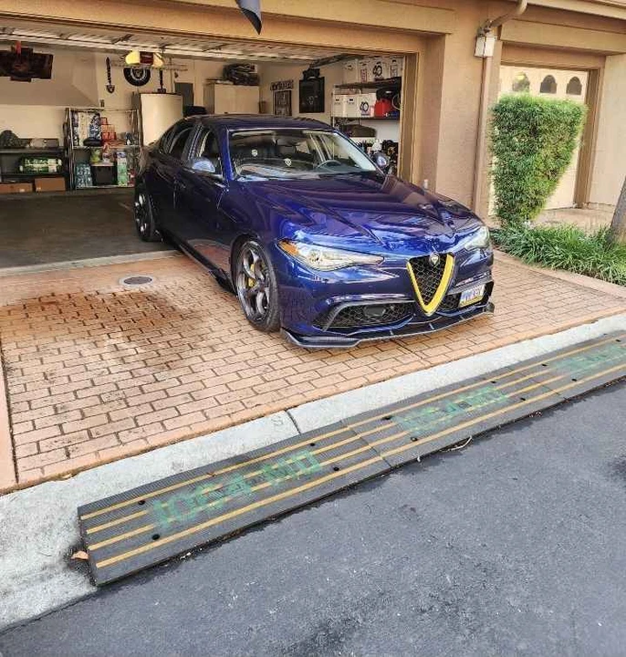 2017 Alfa Romeo Giulia - Image 4 of 20