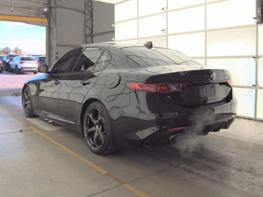 2017 Alfa Romeo Giulia - Image 8 of 11