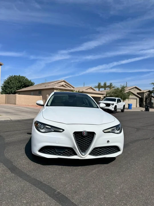 2017 Alfa Romeo Giulia - Image 7 of 17