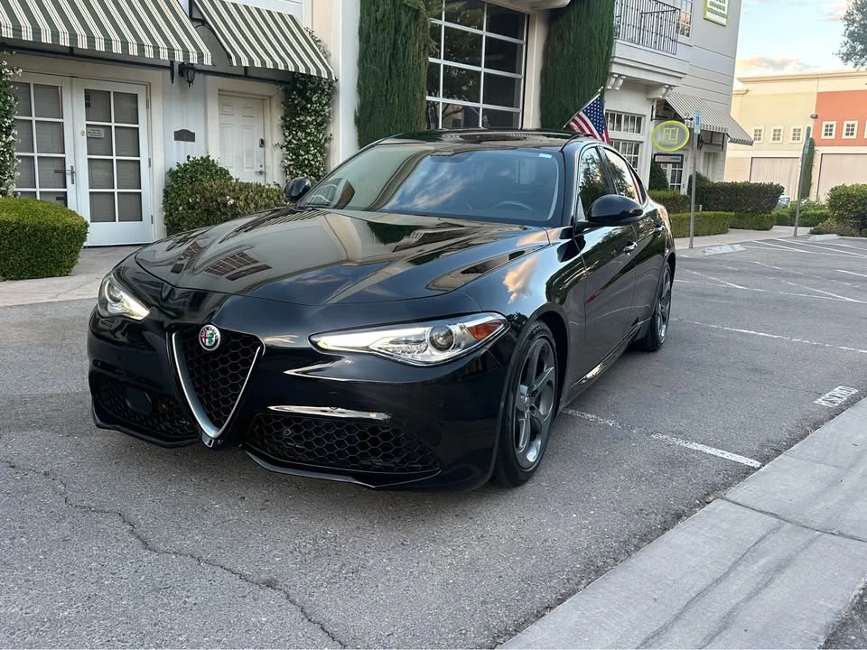 2017 Alfa Romeo Giulia - Image 2 of 20