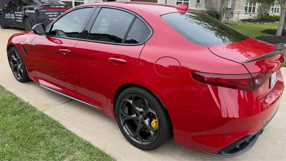 2017 Alfa Romeo Giulia Quadrifoglio - Image 6 of 9