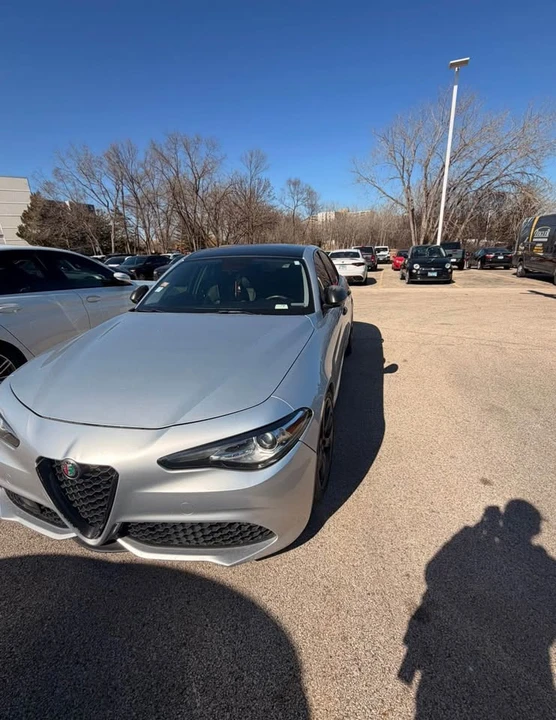 2017 Alfa Romeo Giulia - Image 2 of 6
