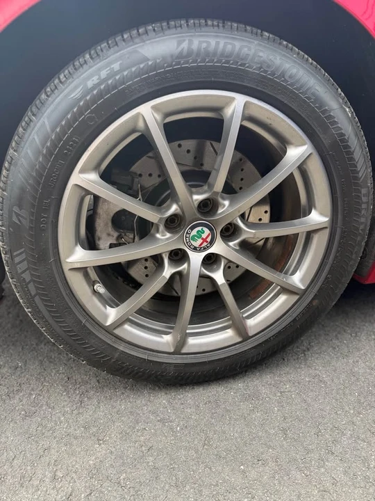 2017 Alfa Romeo Giulia - Image 12 of 16