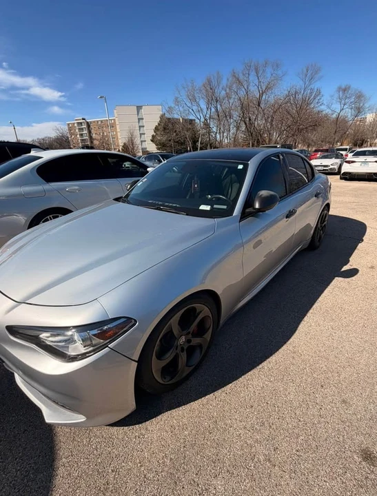2017 Alfa Romeo Giulia - Image 4 of 6