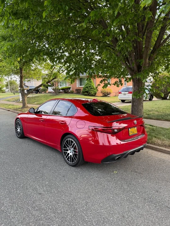 2017 Alfa Romeo Giulia - Image 3 of 15