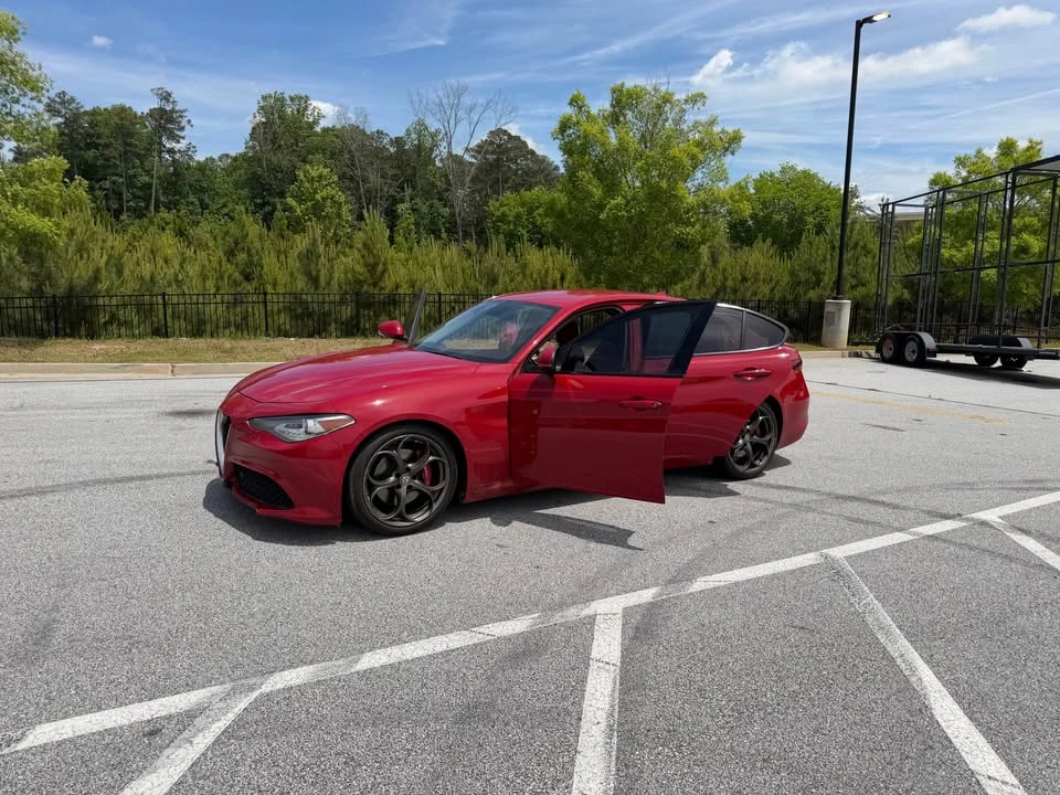2017 Alfa Romeo Giulia - Image 6 of 19