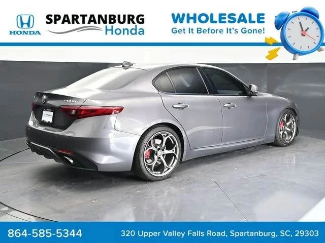 2017 Alfa Romeo Giulia - Image 2 of 8