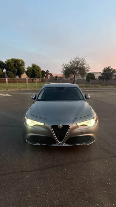 2017 Alfa Romeo Giulia - Image 2 of 17