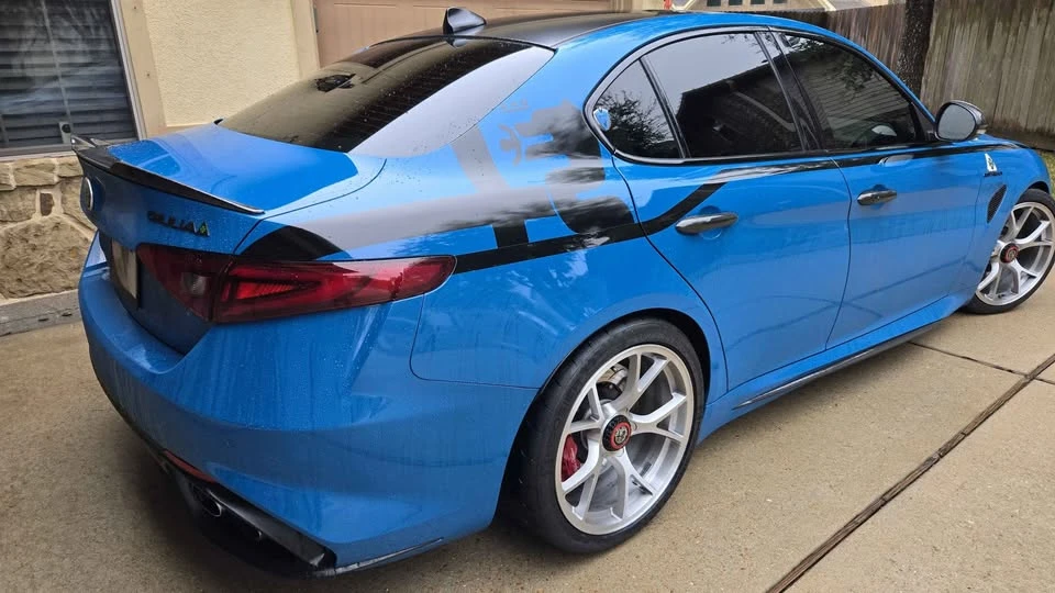 2017 Alfa Romeo Giulia - Image 6 of 20