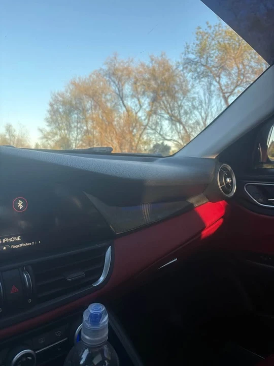 2017 Alfa Romeo Giulia - Image 7 of 8