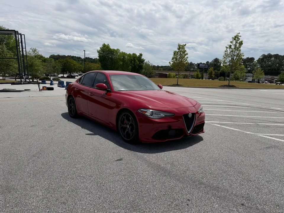 2017 Alfa Romeo Giulia - Image 9 of 19