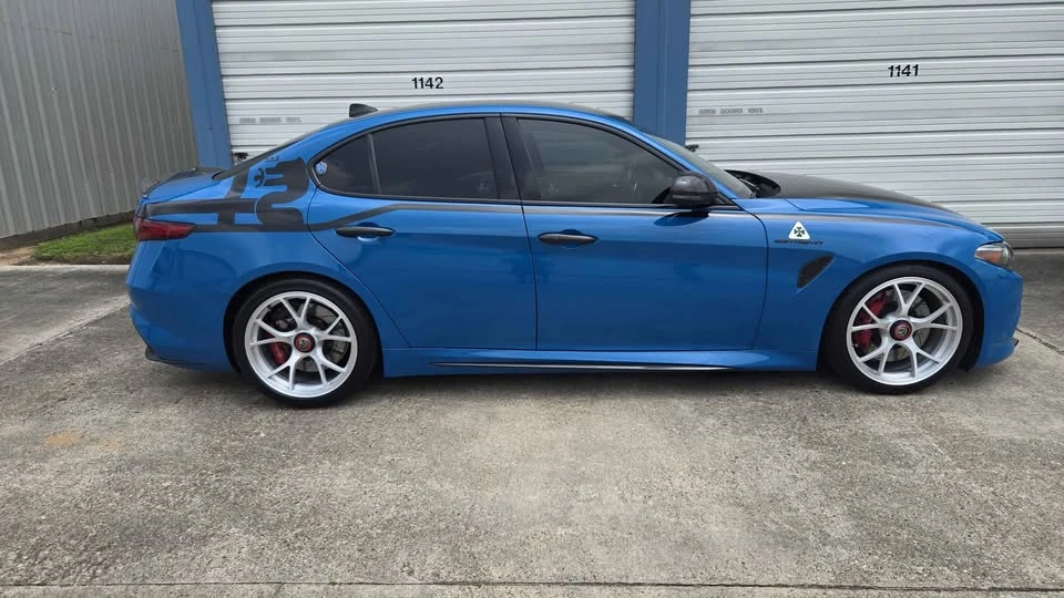 2017 Alfa Romeo Giulia - Image 4 of 20