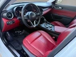 2017 Alfa Romeo Giulia - Image 6 of 14