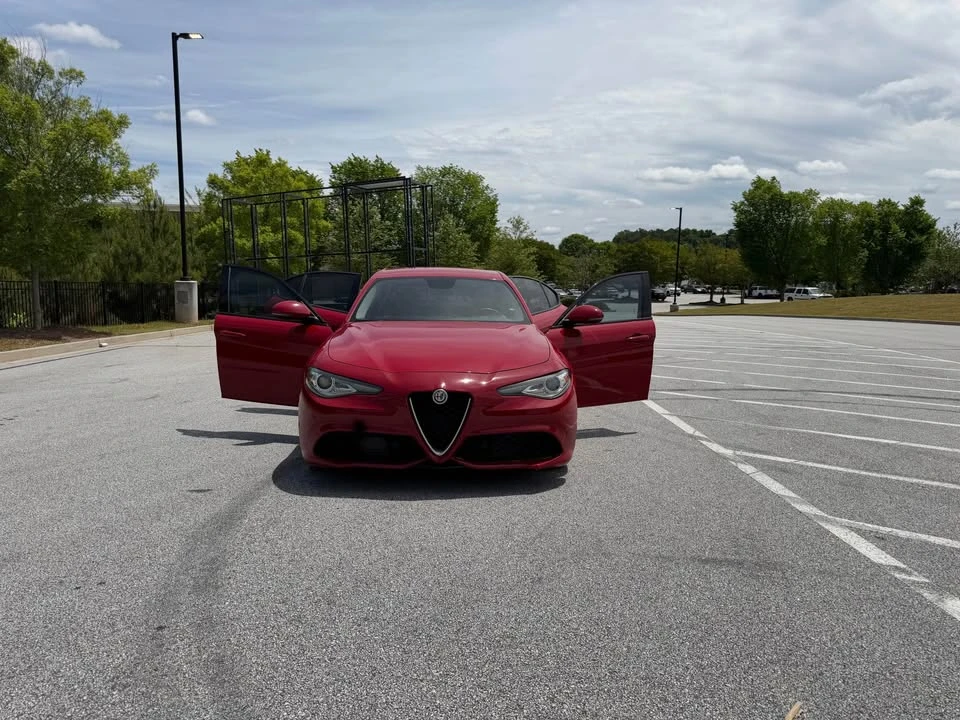 2017 Alfa Romeo Giulia - Image 2 of 19