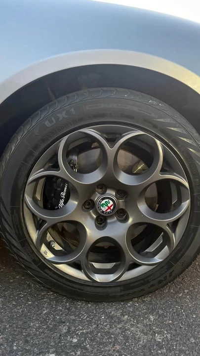 2017 Alfa Romeo Giulia - Image 7 of 17