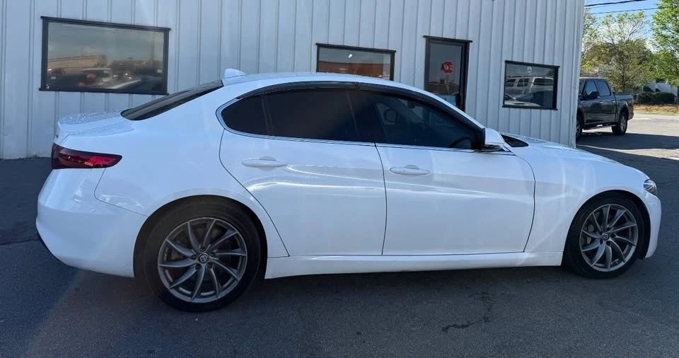 2017 Alfa Romeo Giulia - Image 3 of 16