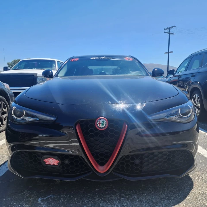 2017 Alfa Romeo Giulia - Image 6 of 6
