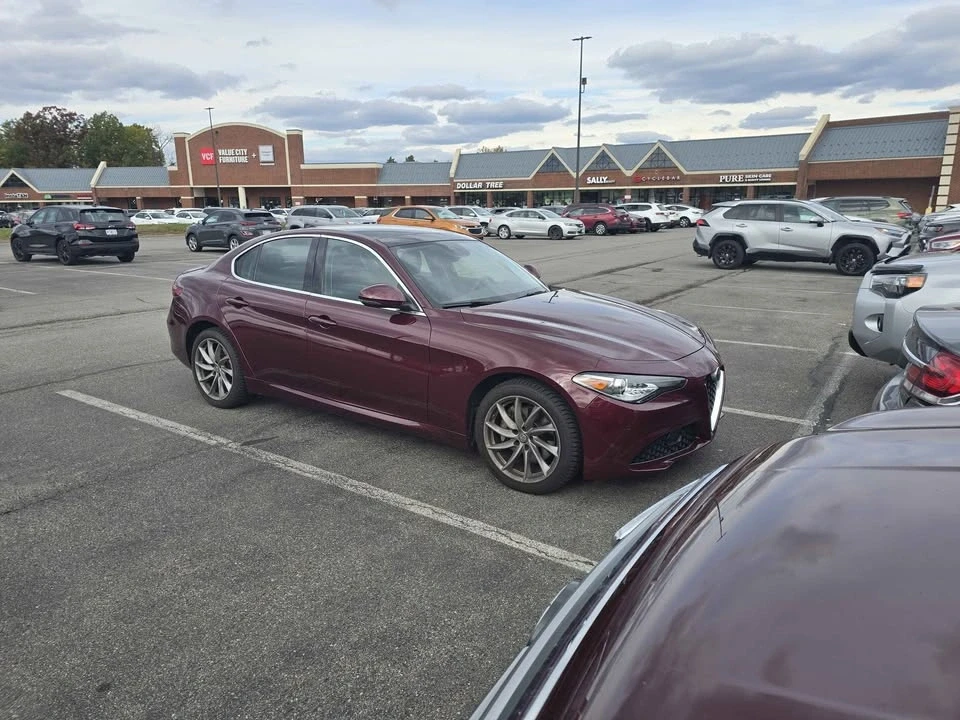 2017 Alfa Romeo Giulia - Image 3 of 6