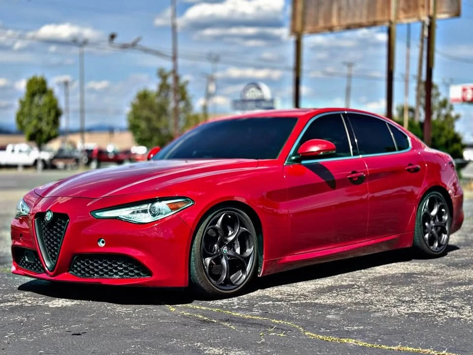 2017 Alfa Romeo Giulia - Image 6 of 16