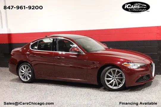 2017 Alfa Romeo Giulia 4dr Sedan