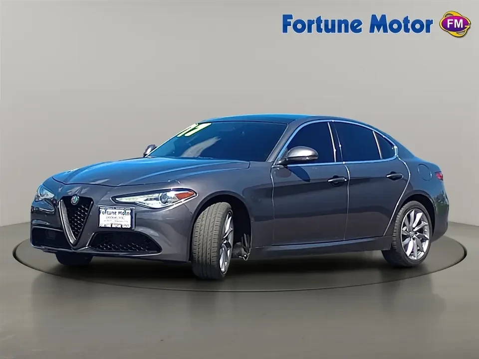 2017 Alfa Romeo Giulia - Image 2 of 20