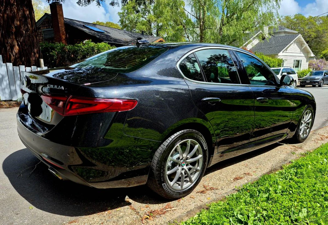 2017 Alfa Romeo Giulia - Image 12 of 12