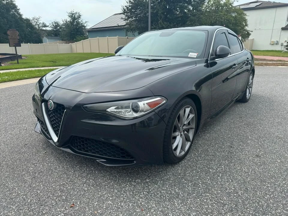 2017 Alfa Romeo Giulia - Image 6 of 9