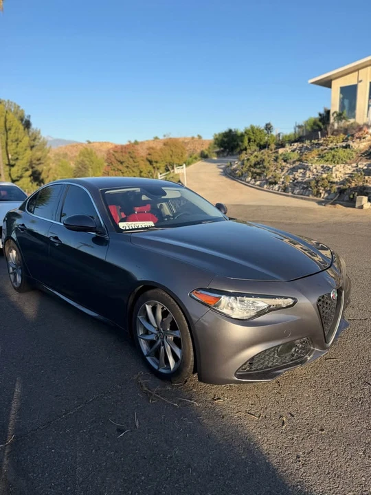 2017 Alfa Romeo Giulia - Image 3 of 15