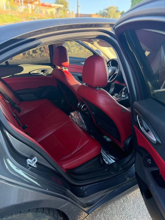 2017 Alfa Romeo Giulia - Image 11 of 15