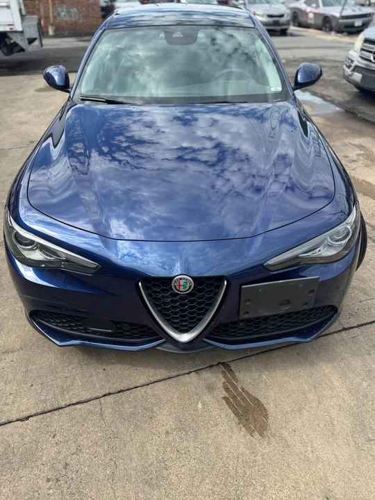 2017 Alfa Romeo Giulia - Image 2 of 17