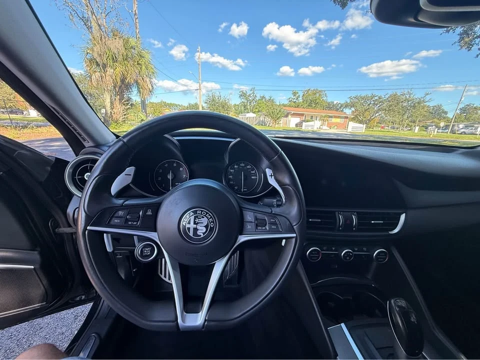 2017 Alfa Romeo Giulia - Image 2 of 11