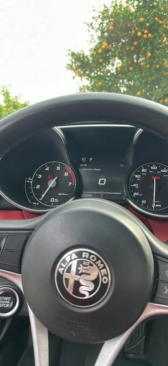 2017 Alfa Romeo Giulia - Image 6 of 9