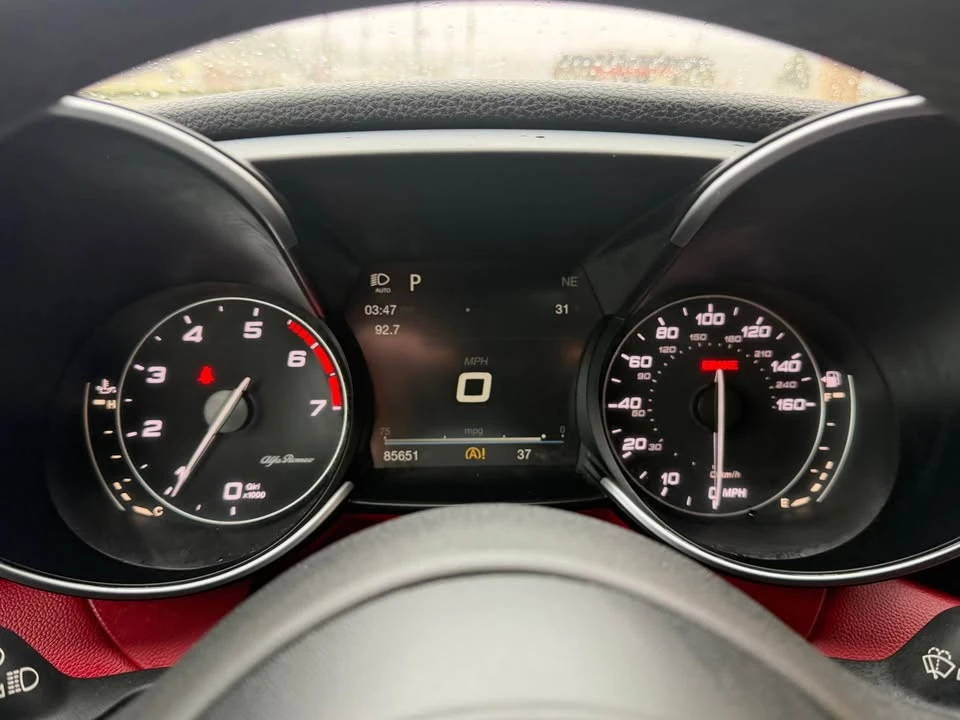 2017 Alfa Romeo Giulia - Image 10 of 14