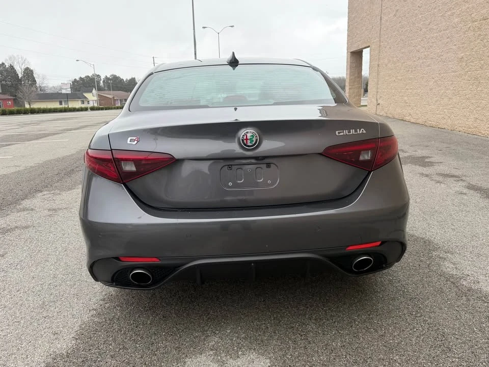 2017 Alfa Romeo Giulia - Image 3 of 14