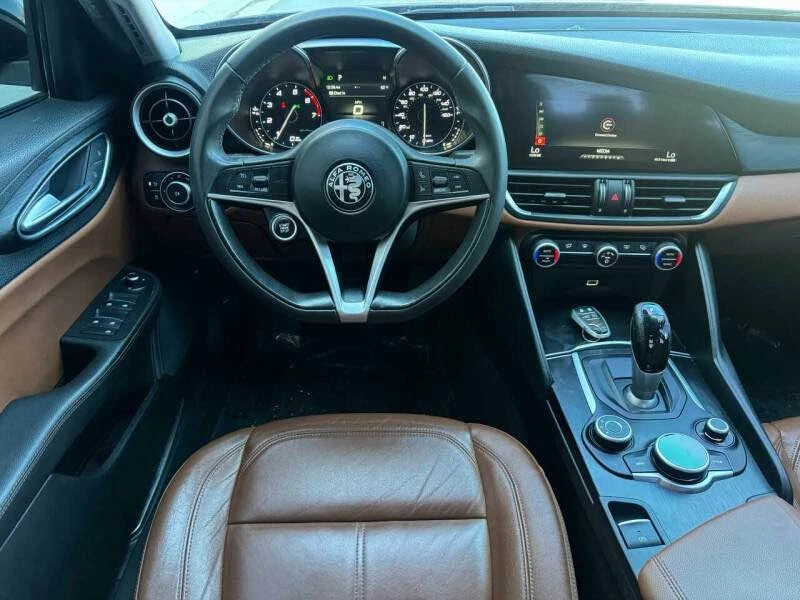 2017 Alfa Romeo Giulia - Image 12 of 18