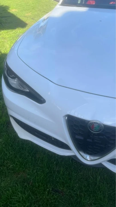 2017 Alfa Romeo Giulia - Image 12 of 13