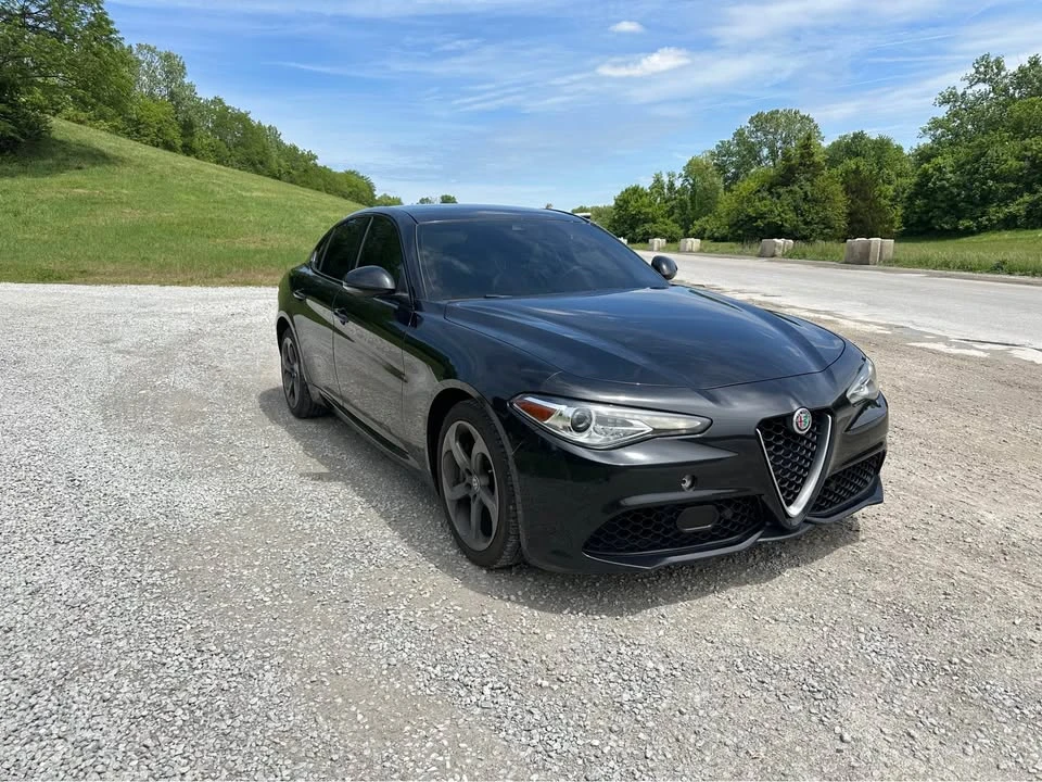 2017 Alfa Romeo Giulia - Image 3 of 9