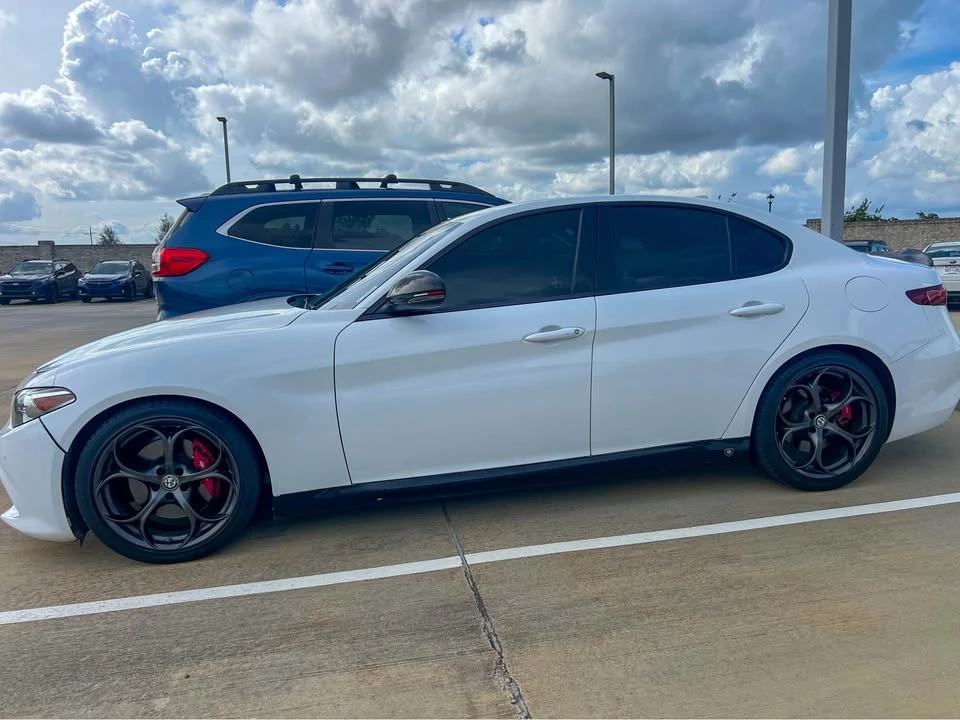 2017 Alfa Romeo Giulia - Image 2 of 16