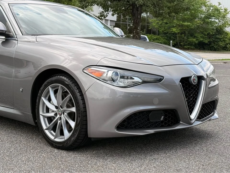 2017 Alfa Romeo Giulia - Image 3 of 20