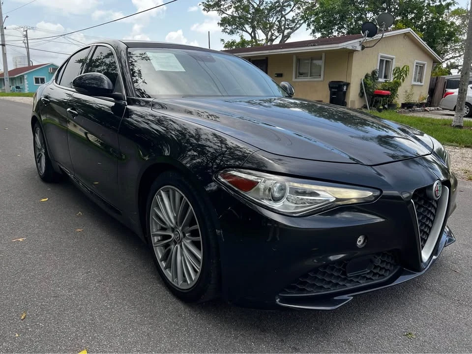 2017 Alfa Romeo Giulia - Image 3 of 13