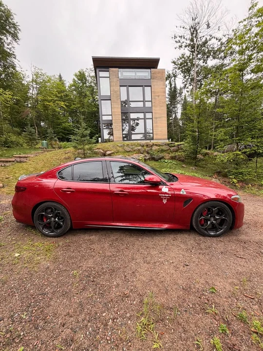 2017 Alfa Romeo Giulia - Image 2 of 12