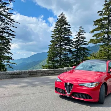 2017 Alfa Romeo Giulia Giulia