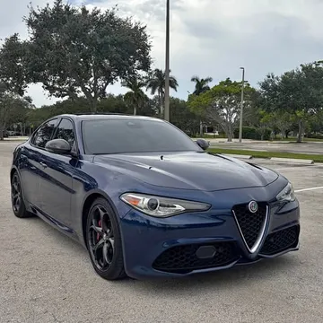 2017 Alfa Romeo Giulia Ti Q2