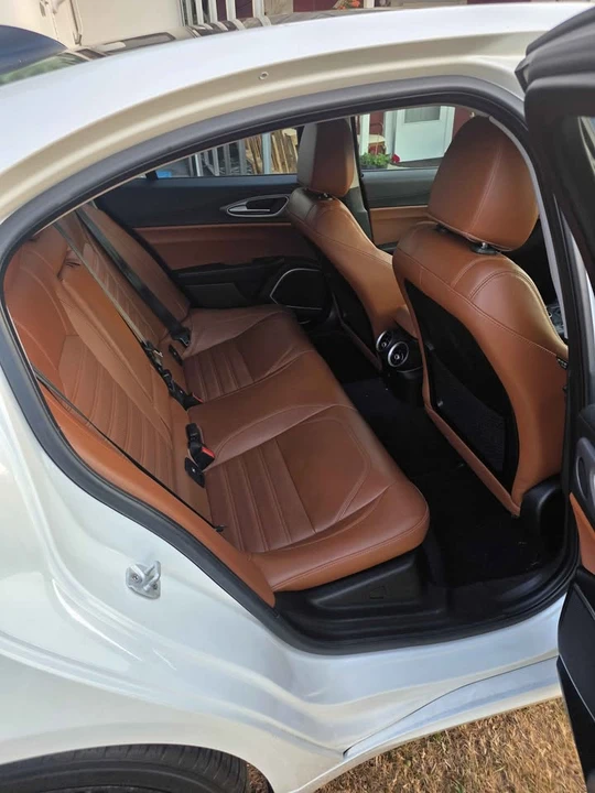 2017 Alfa Romeo Giulia - Image 4 of 7