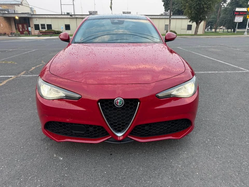 2017 Alfa Romeo Giulia - Image 2 of 6