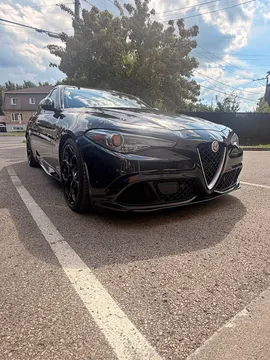 2017 Alfa Romeo Giulia Quadrifoglio