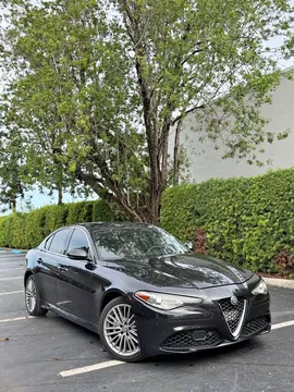 2017 Alfa Romeo Giulia Giulia